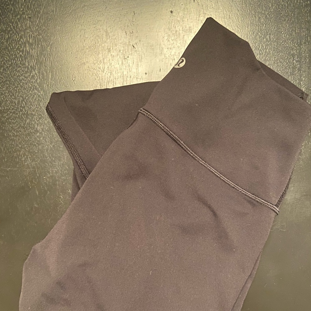 Lululemon Wunder Under Black Tights